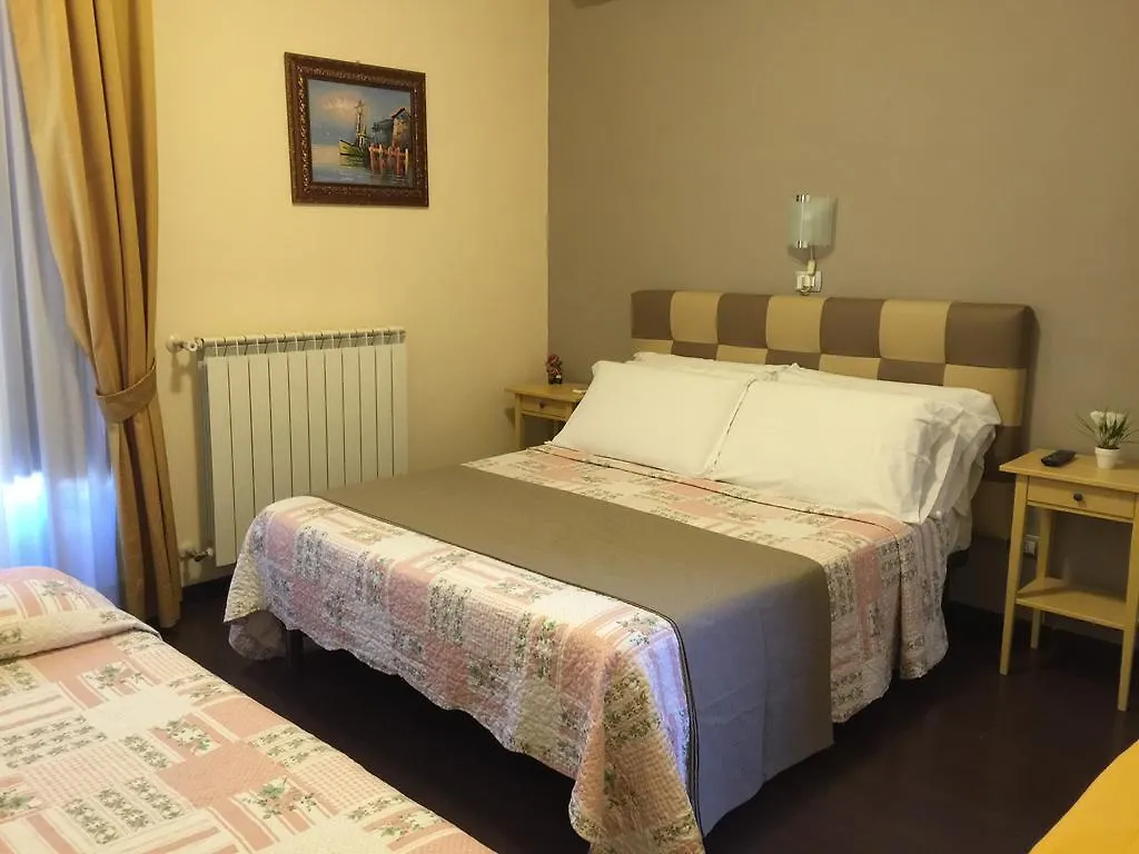 拉古萨H24旅馆住宿加早餐旅馆 拉古萨